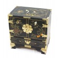 elegant cabinet est-oriental, de budoir. lacquer & pictura manuala. Taiwan anii' 70